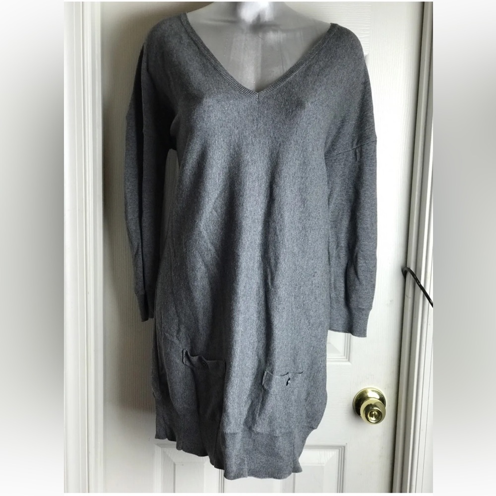 MARTIN + OSA ANTHROPOLGIE Gray Wool Blend V-Neck Long Tunic Sweater Women M